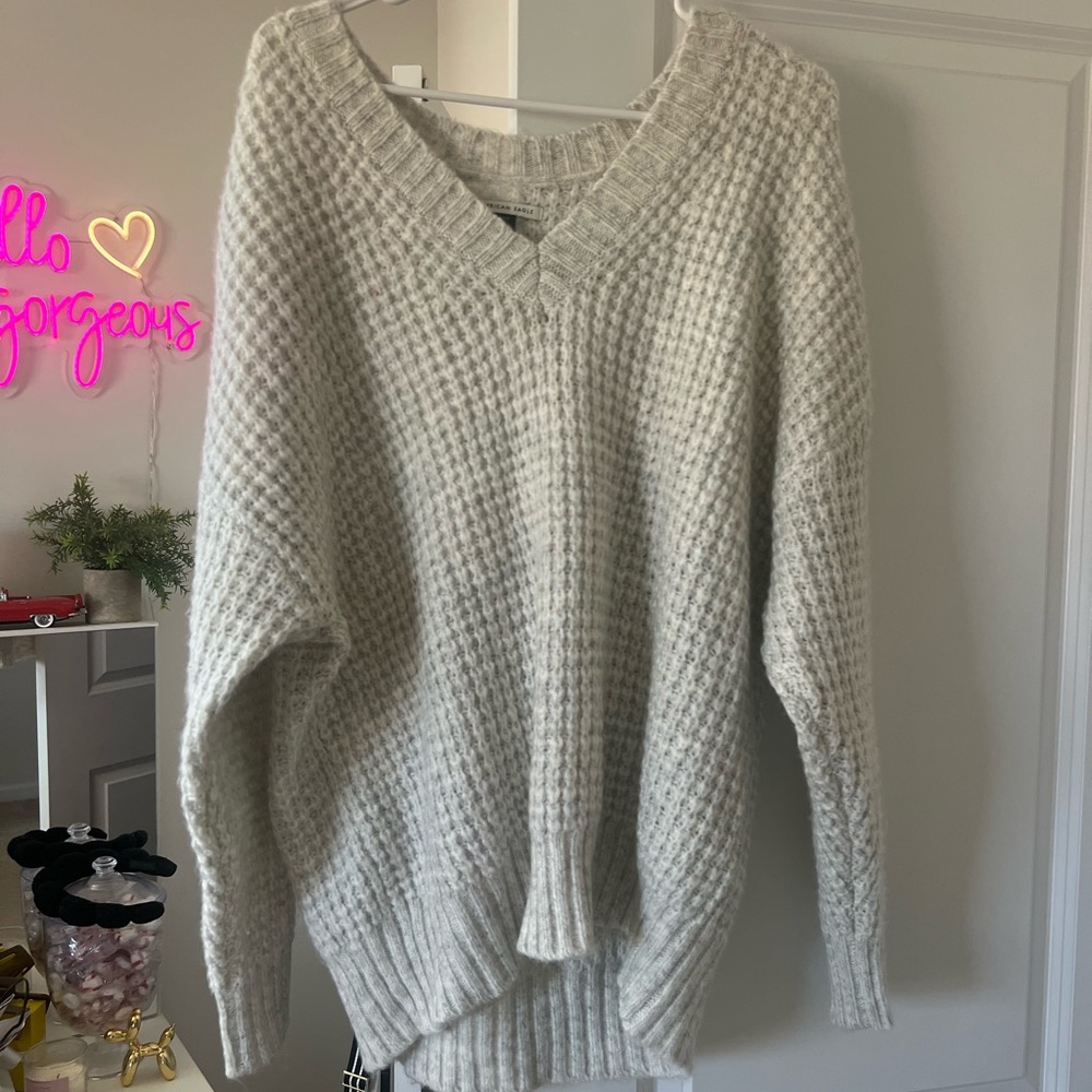 Cozy Knit V-Neck Sweater - Light Gray
